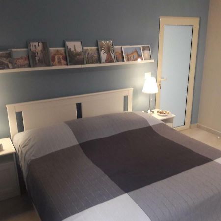 Signorile Street - Apartment Near The Sea Bari Bagian luar foto